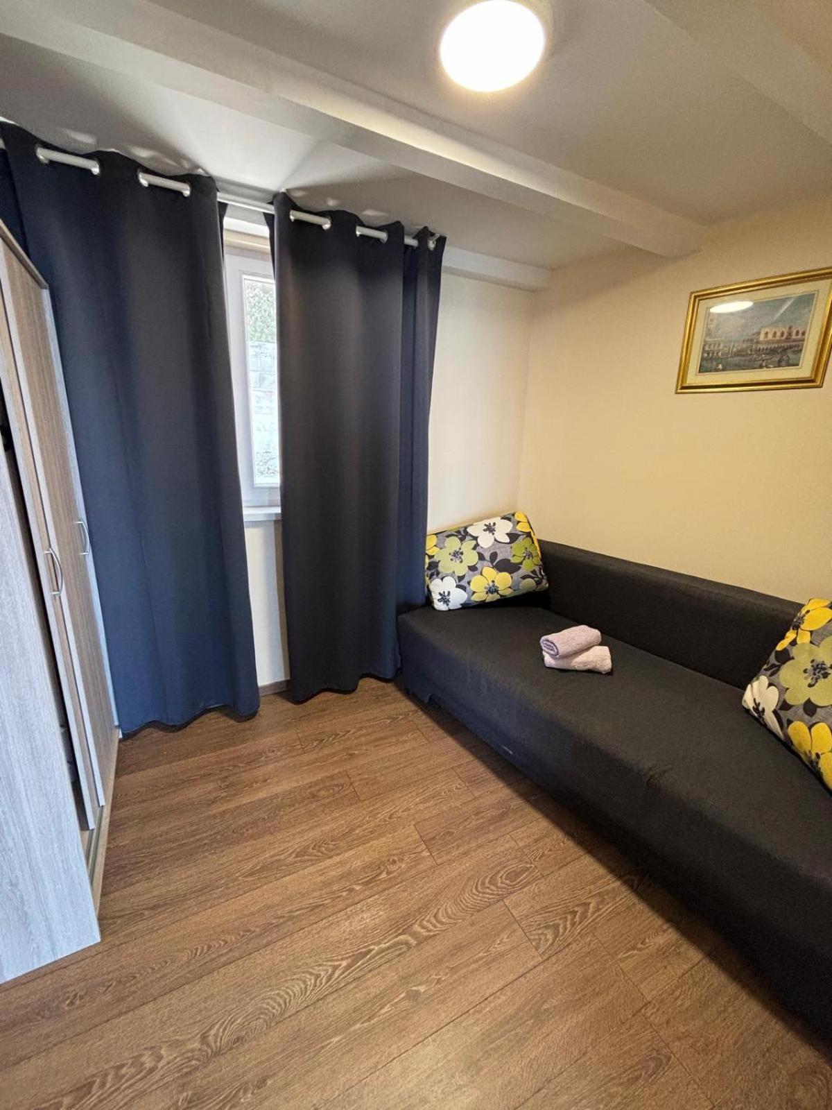 Apartmani Bosnjak Starigrad Paklenica Camera foto